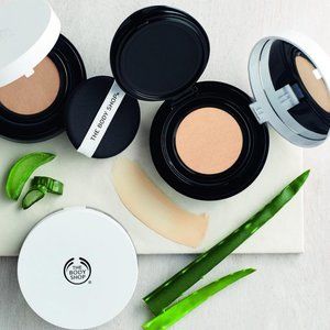The Body Shop Fresh Nude Cushion Foundation - Shade - Wanaka Honey